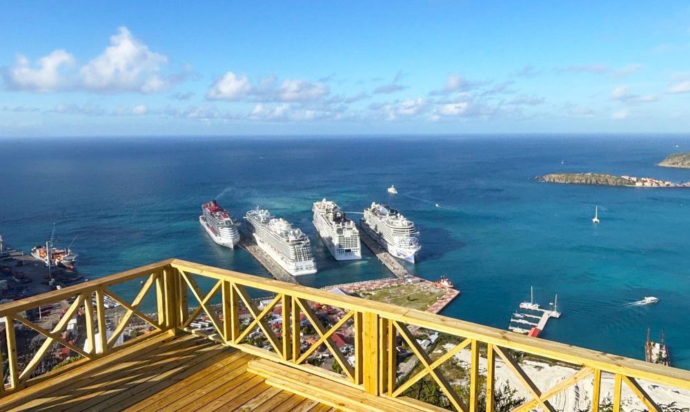 Pelican Park St Maarten