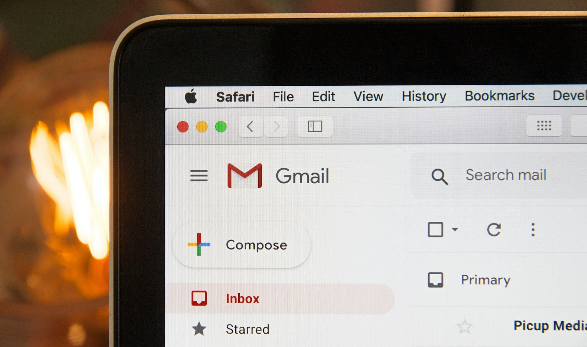 black laptop computer