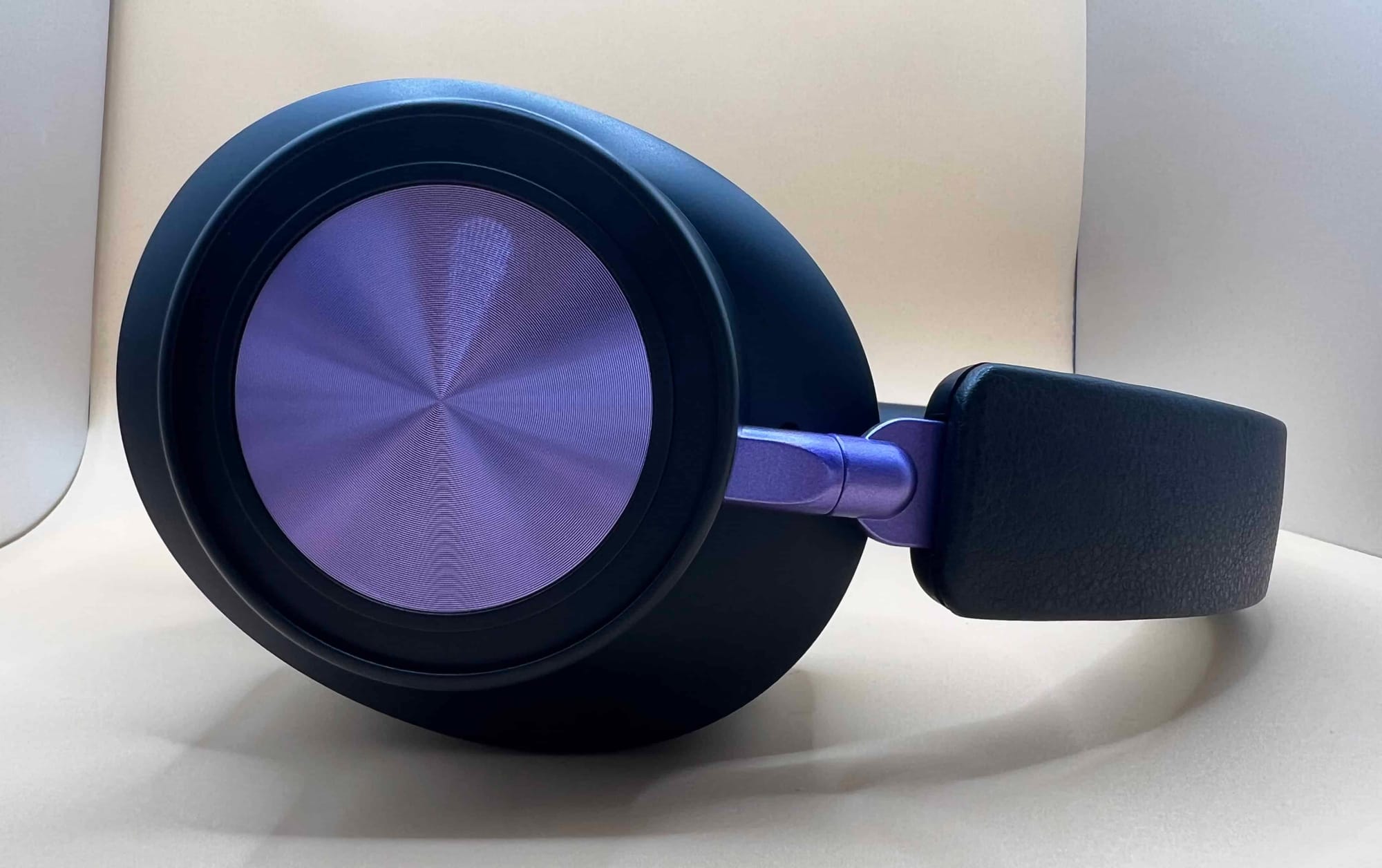 Kiwi Ears x Z Reviews Serene: A Bass-Forward Closed-Back Planar