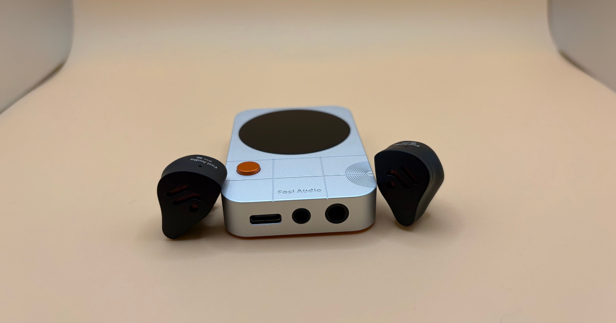 Fosi Audio IM4 and MD3 on tan background