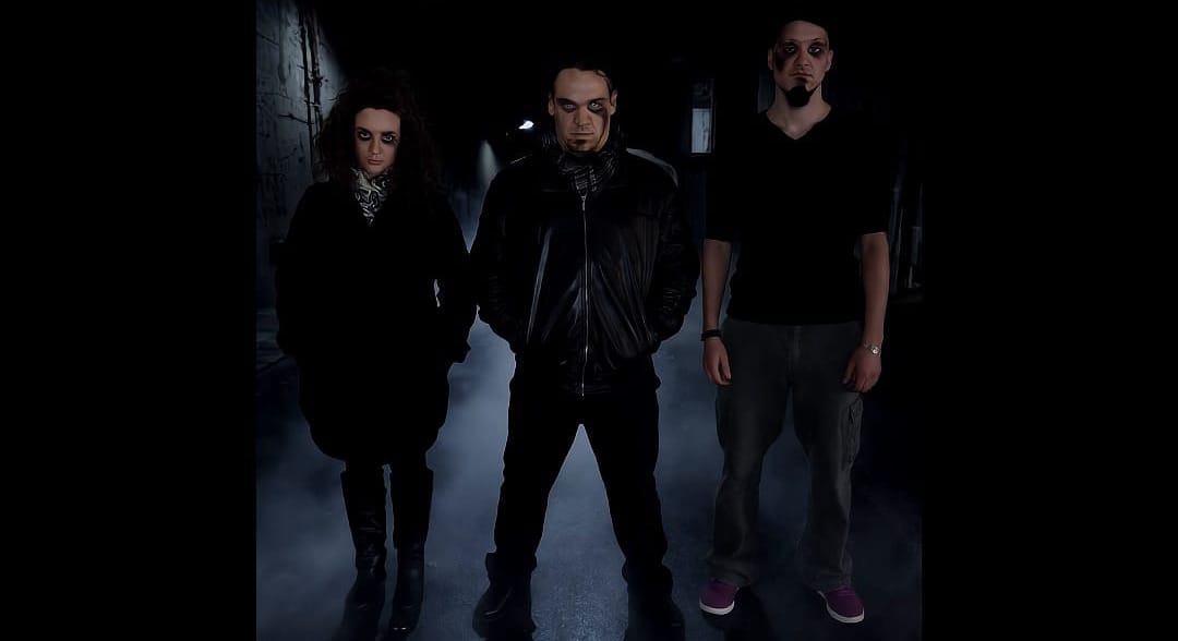 EPTA7 release debut album "Here Come The Freaks" | The Metalverse.net