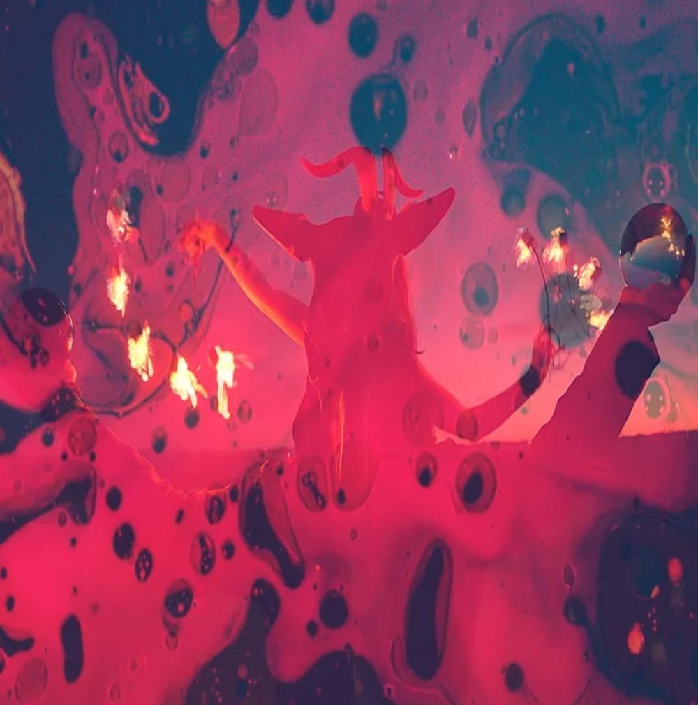Song Review | "A Passage to the 5th Dimension" - Matouš Tomaškovič post image