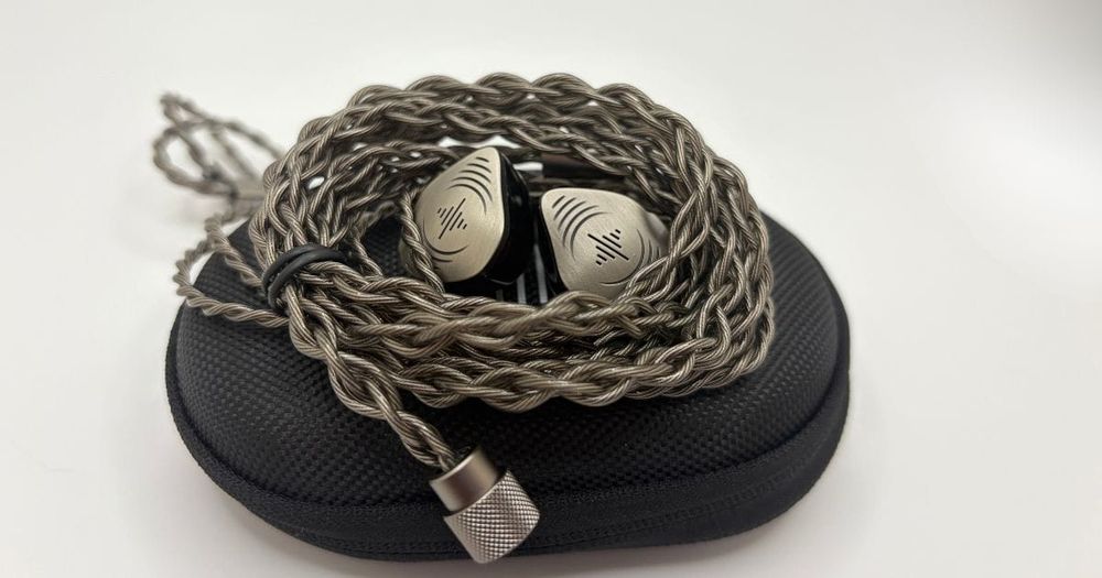 Soundbrenner Wave Pro Review: Should These Be Your New On-Stage IEMS? post image