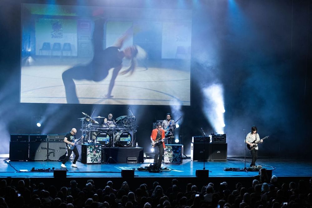 SatchVai Band and Animals As Leaders: Concert Photos and Review post image