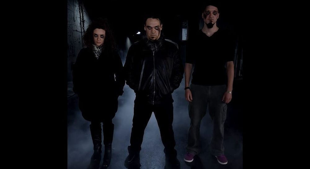 EPTA7 Release Debut Album "Here Come The Freaks" post image