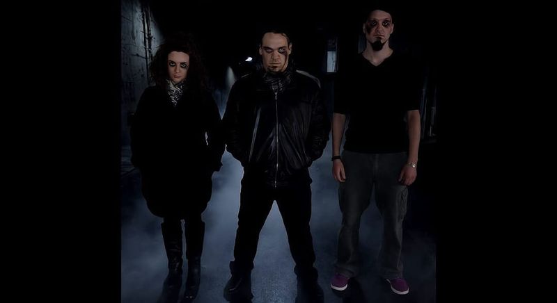 EPTA7 release debut album "Here Come The Freaks" | The Metalverse.net