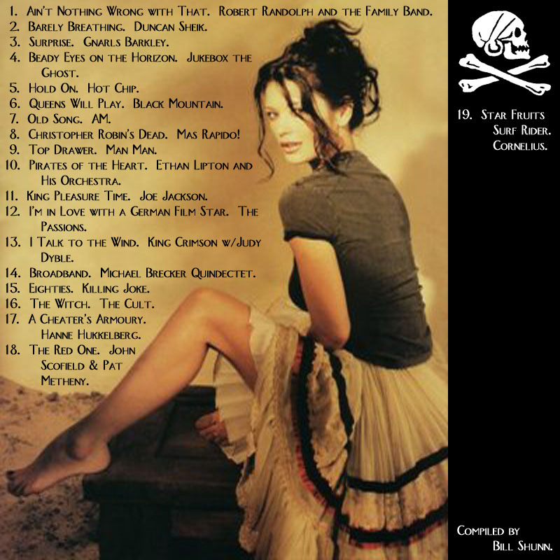 Star Queen Surf Pirates