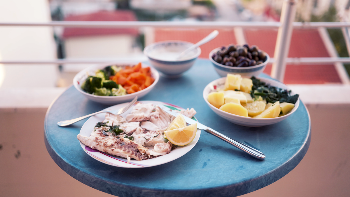 Eating Well in Vlorë: Markets, Home Cooking and What It Actually Costs