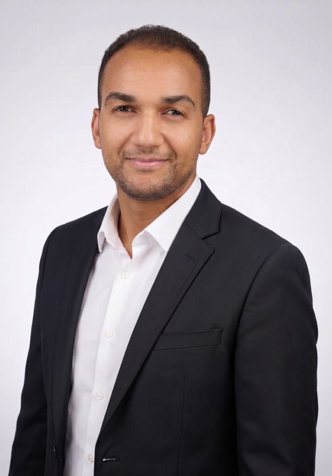 Idriss BENBASSOU - Analytics Engineer | Expert Qlik , Talend , Snowflake
