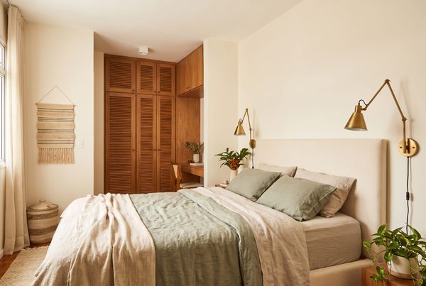 Decoração De Quarto De Casal Pequeno: Projetos e Ideias 2026