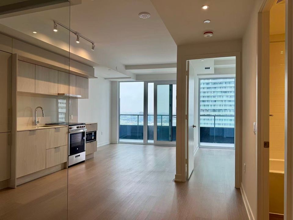 出租密市 mCity M3 全新公寓2室1卫1车位 $2400