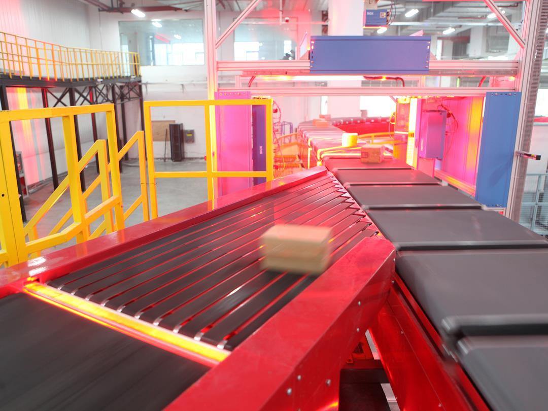 JD.com-Fully-Automated-Sorting-Center-in-Kunshan.jpg