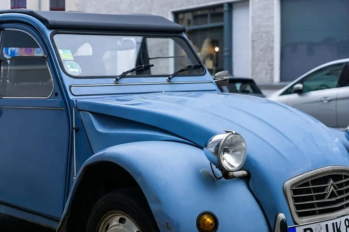 A UK Citroën, verifying Citroën service history uses Stellantis records; older hydropneumatic suspension models need specialist verification.