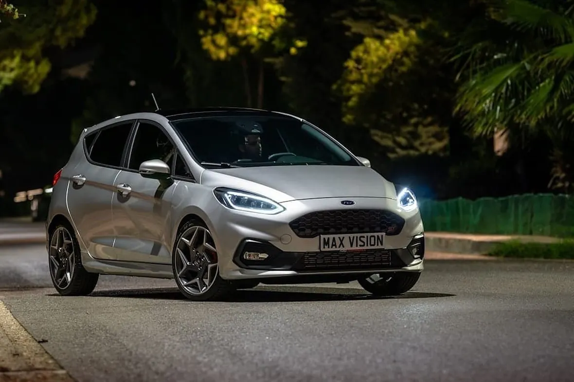 A UK Ford, verifying Ford service history uses FordPass app and Ford ETIS for dealer records.
