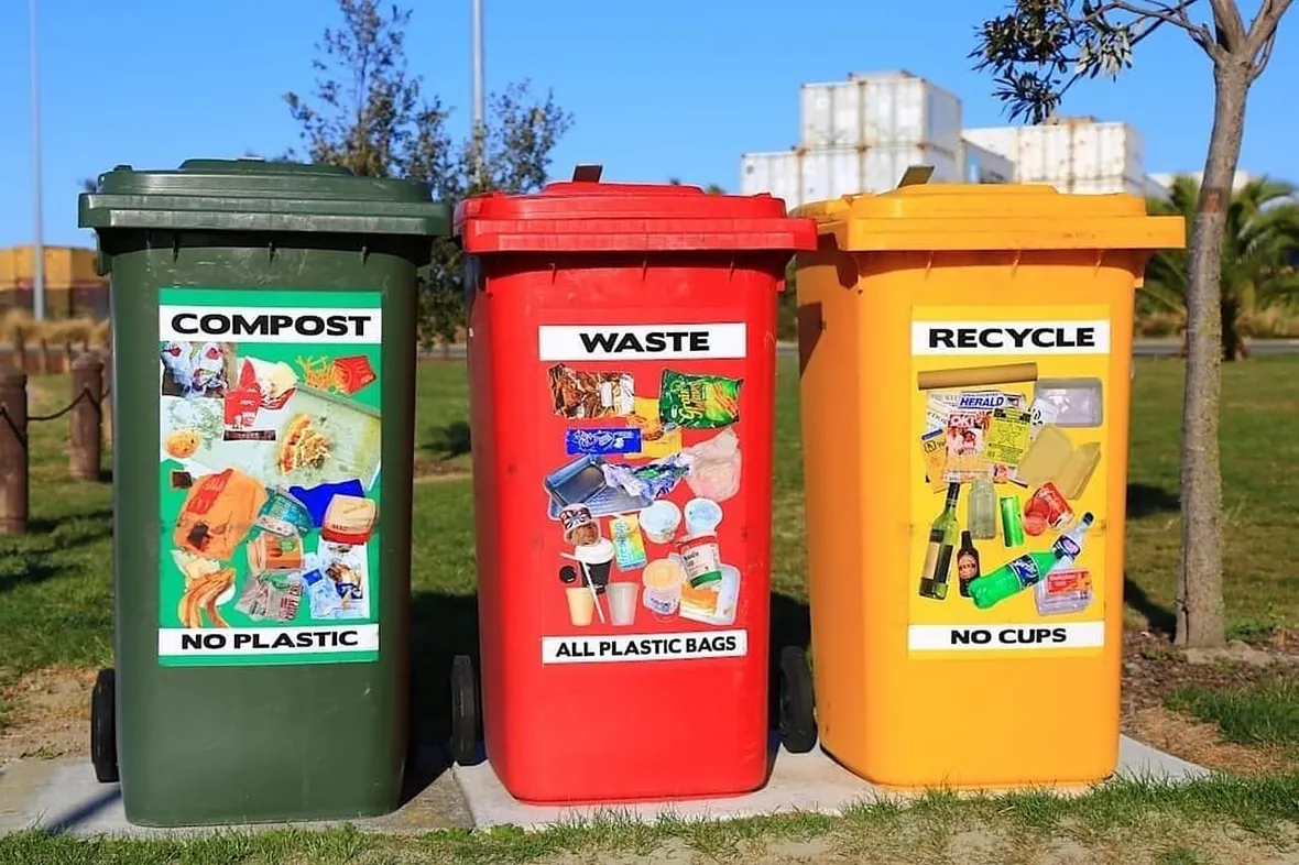 UK commercial waste collection, every business must complete a waste transfer note when waste changes hands.