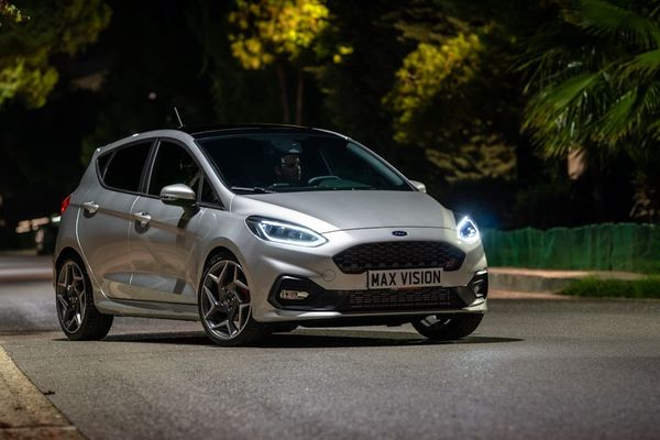A UK Ford — verifying Ford service history uses FordPass app and Ford ETIS for dealer records.