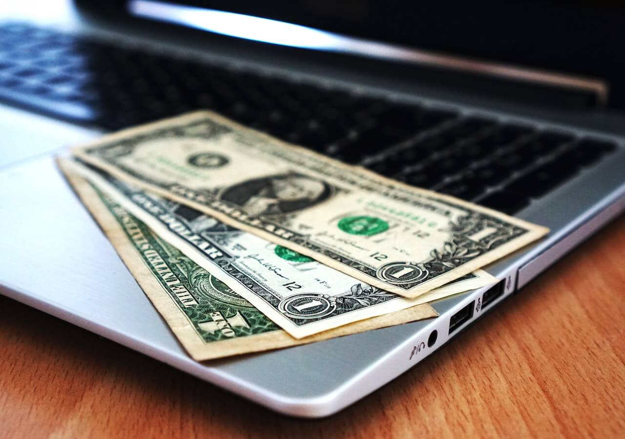 best banks for college