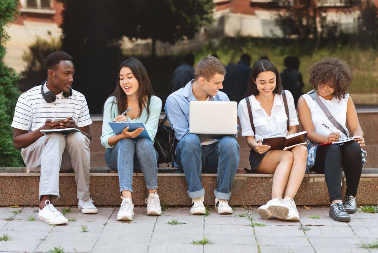 crowdfund a student loan