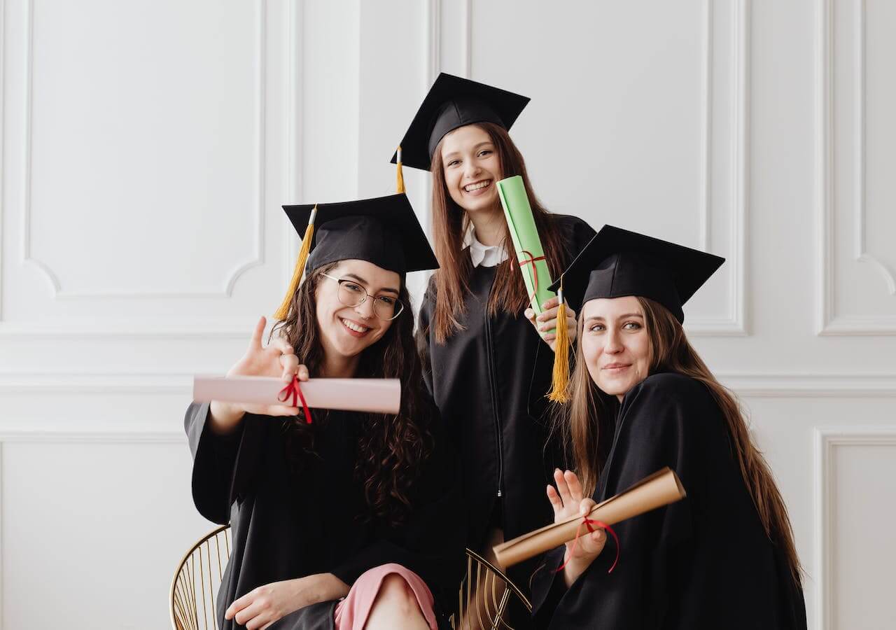 giving tuesday create a scholarship