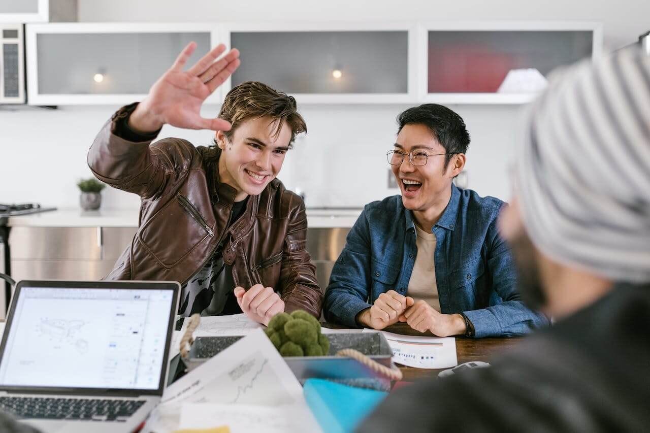 who needs a 1098-t form