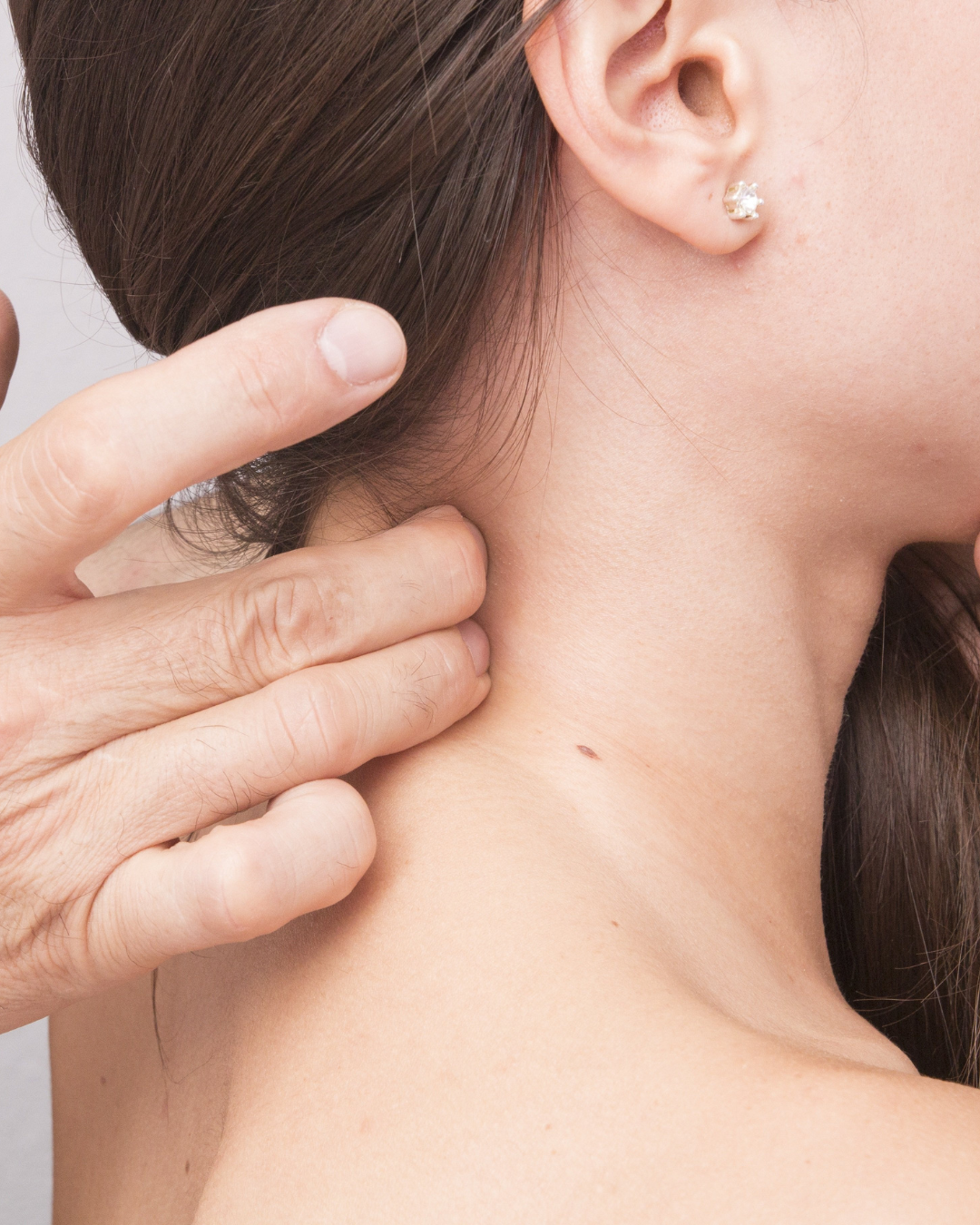 Espasmo cervical y lumbar: La causa real detrás del síntoma