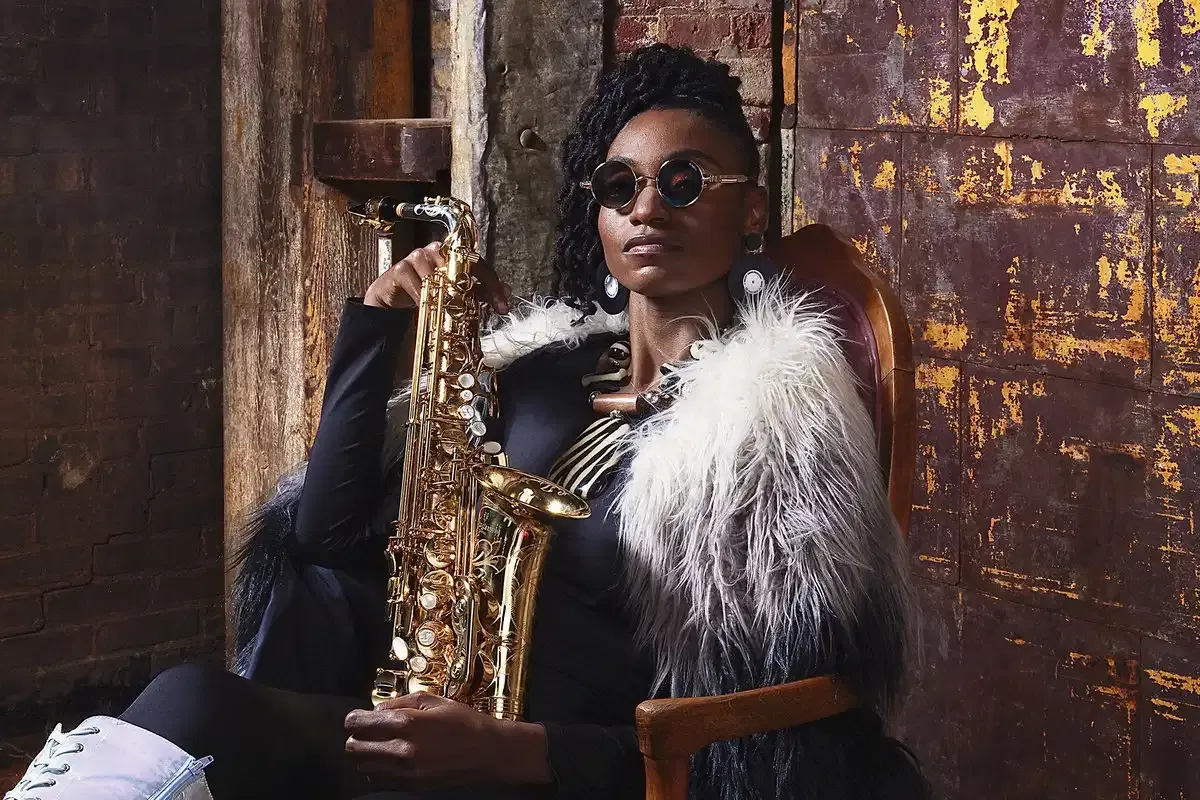 Lakecia Benjamin – Saxofonista y compositora