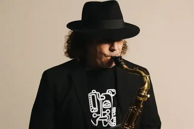 Boney James – melodía, groove y continuidad en el jazz contemporáneo