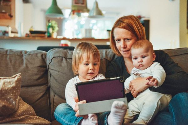 The Family AI Agreement: A Template Every Parent Needs (Plus How to Create Your Own)