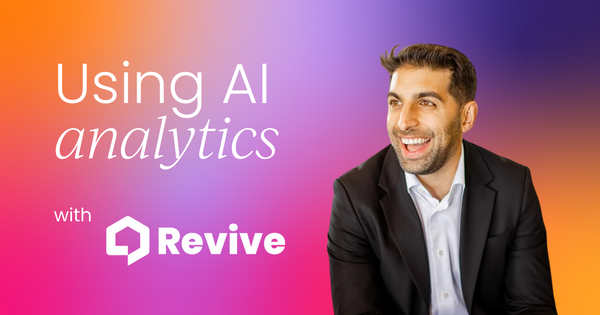 Leveraging AI analytics and predictive insights  to drive business strategy