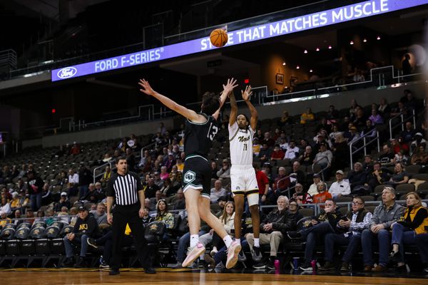 Norse Drop Fifth Straight in 87–84 Overtime Loss to Green Bay