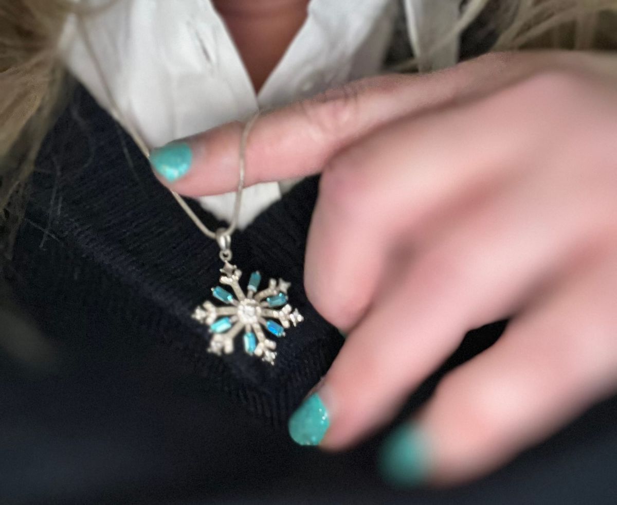 God Winks & Spiritual Synchronicities: Following Your Intuition With Strangers