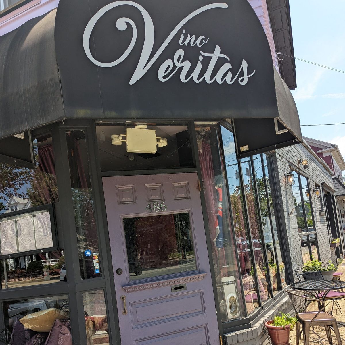 005: Vino Veritas