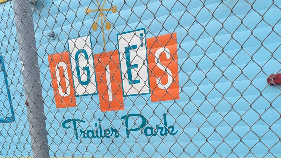 003: Ogie's Trailer Park