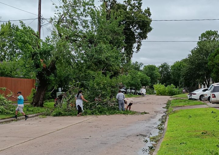 Hurricane Beryl Pays Sharpstown a Visit, Leaving Us to Cook on Tuesday