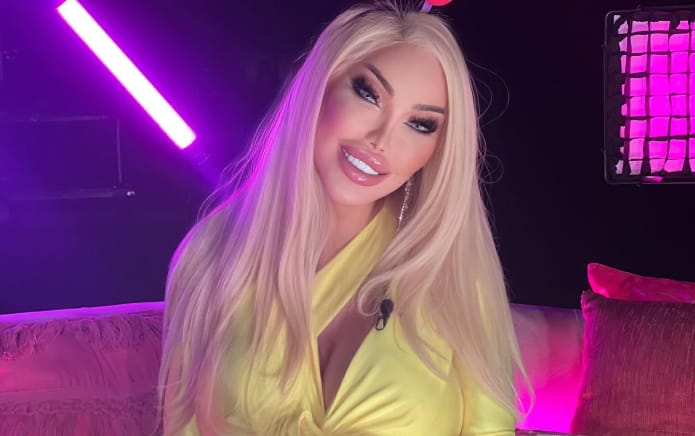 Human Barbie Doll' Jessica Alves comes out as sapiosexual