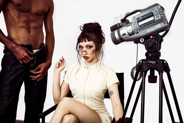 Six Sex’s bimbo existentialism