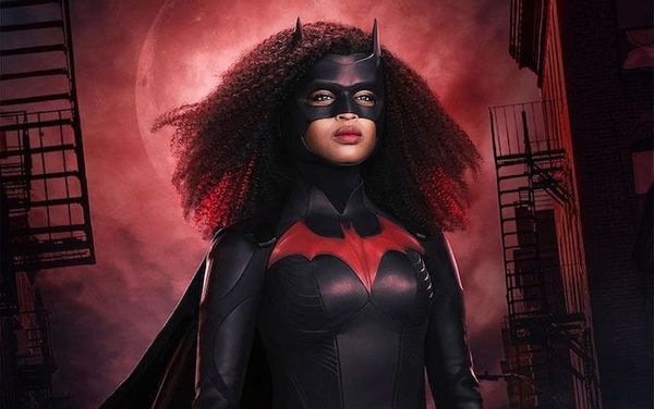 Batwoman unveils first look of Javicia Leslie in the iconic Batsuit