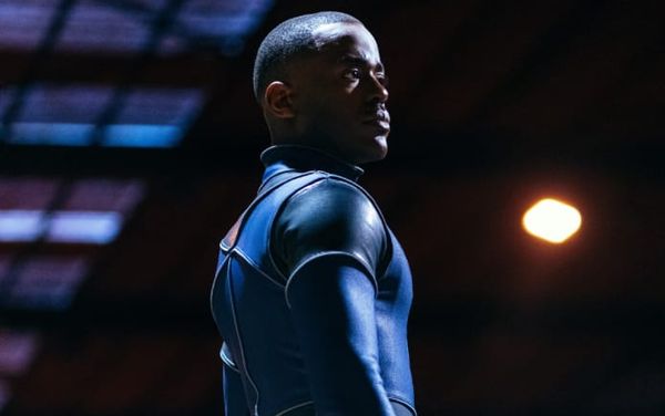 “Um, excuse me!”: Doctor Who fans go wild over Ncuti Gatwa’s “caked up” promo photo