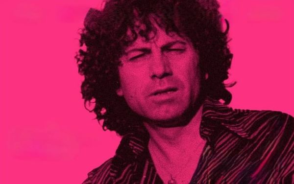 Un hombre libre: documental narra la historia del escritor Agustín Gómez Arcos