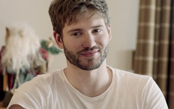 In from the Side’s Alexander Lincoln seemingly comes out: “I’m not straight”