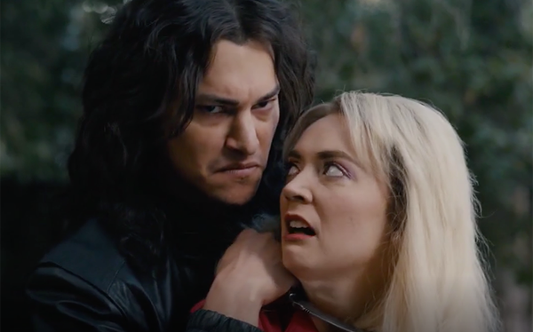 1984 finale creates major plot hole for American Horror Story