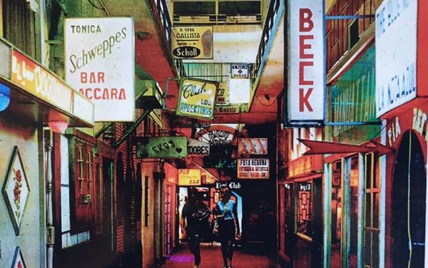 Conoce la historia del Pasaje Begoña de Torremolinos, el Stonewall español