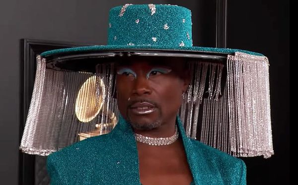 Billy Porter’s mechanical Grammys hat sparks hilarious memes