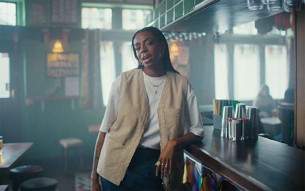 Cat Burns supports her bestie in wholesome People Pleaser music video