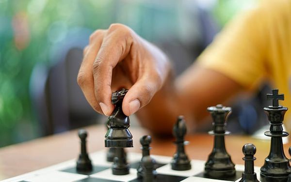 Trans women banned from top-level female chess over fears they have an unfair advantage