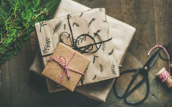 What should you buy your bae this Christmas? Here’s a few last-minute ideas