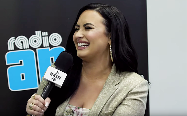Demi Lovato reveals “beautiful” moment she came out to her parents