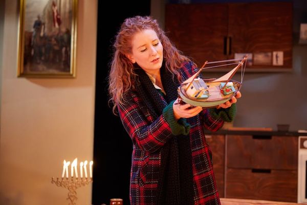 Rosenbaum’s Rescue an interesting exploration of a war time mystery – review