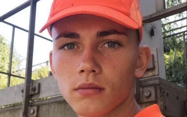 21-year-old jailed after he “flipped” and attacked gay veteran lover with a knife