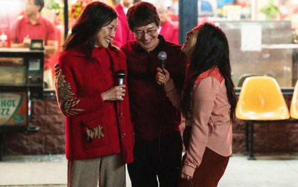 Everything Everywhere All at Once almost ended with a cover of this 90s pop anthem